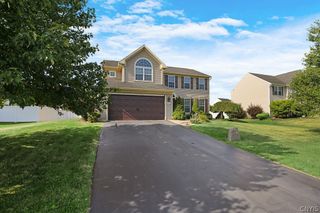 4452 Millstream Drive, Clay, NY 13041