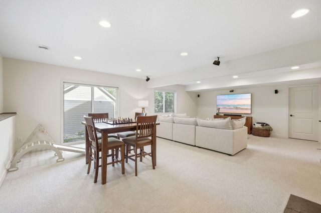 2388 Highover Trail, Chanhassen, MN 55317