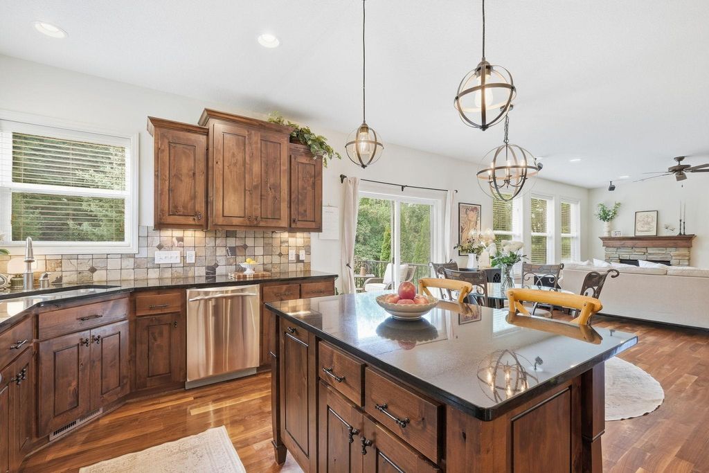 2388 Highover Trail, Chanhassen, MN 55317 — photo 3