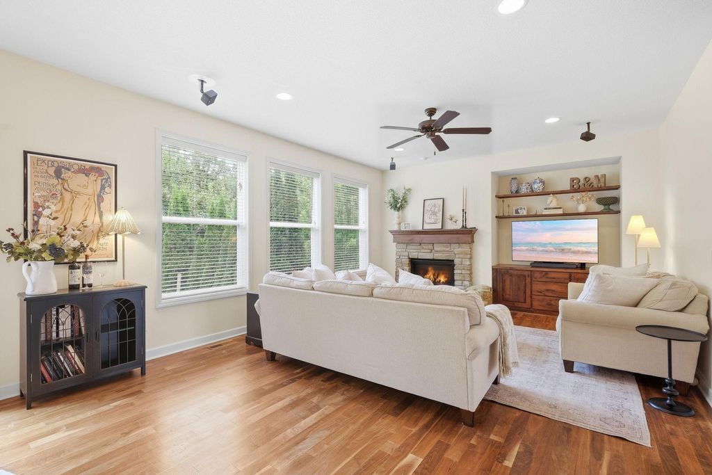 2388 Highover Trail, Chanhassen, MN 55317 — photo 5