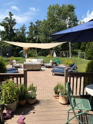406 Vanderbilt Boulevard, Oakdale, NY 11769