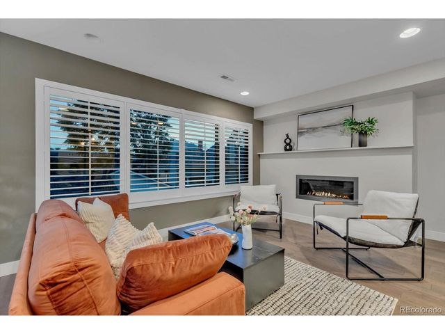 34 S Lincoln St, Denver, CO 80209