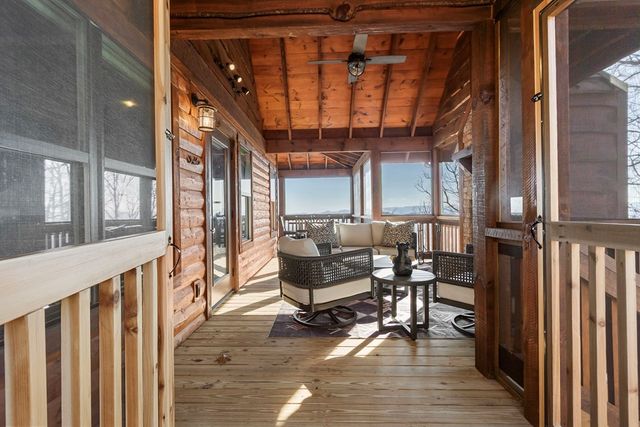 150 Lazy Country Cove Road, Murphy, NC 28906