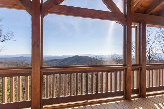 150 Lazy Country Cove Road, Murphy, NC 28906