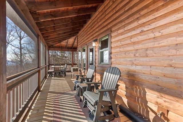 150 Lazy Country Cove Road, Murphy, NC 28906