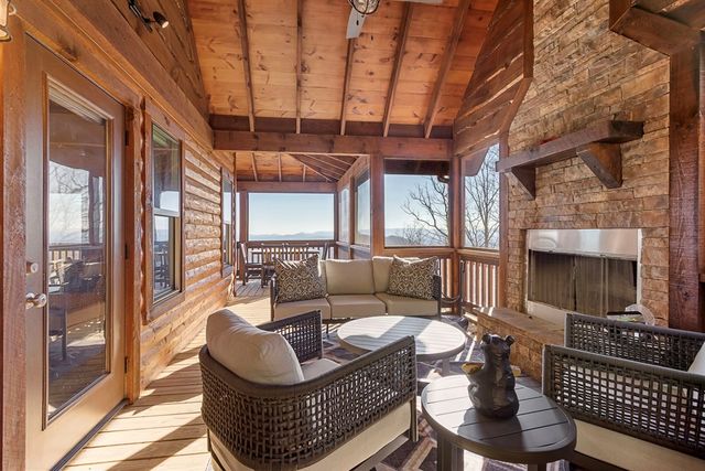 150 Lazy Country Cove Road, Murphy, NC 28906