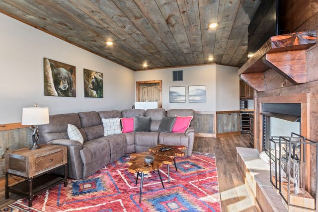 150 Lazy Country Cove Road, Murphy, NC 28906