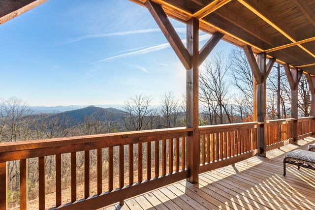 150 Lazy Country Cove Road, Murphy, NC 28906