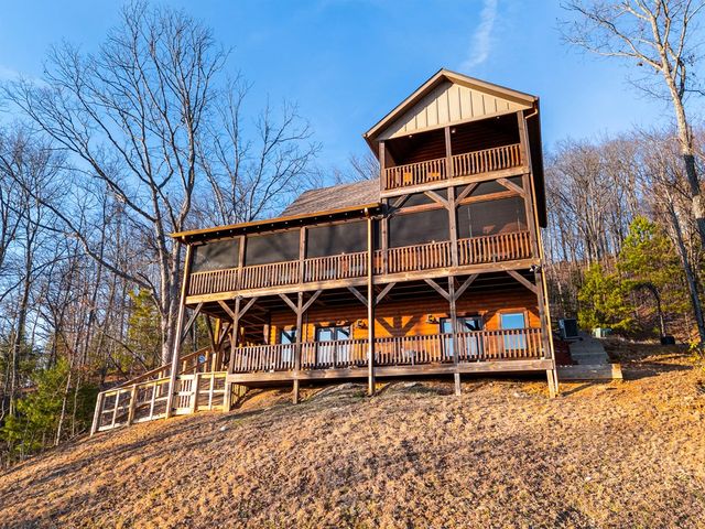 150 Lazy Country Cove Road, Murphy, NC 28906