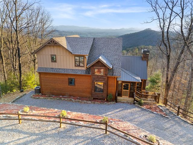 150 Lazy Country Cove Road, Murphy, NC 28906