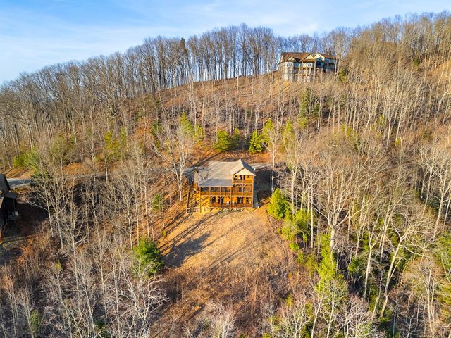 150 Lazy Country Cove Road, Murphy, NC 28906