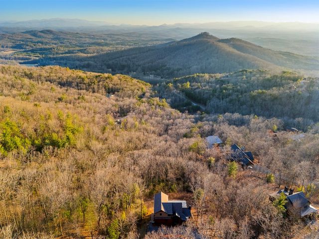 150 Lazy Country Cove Road, Murphy, NC 28906
