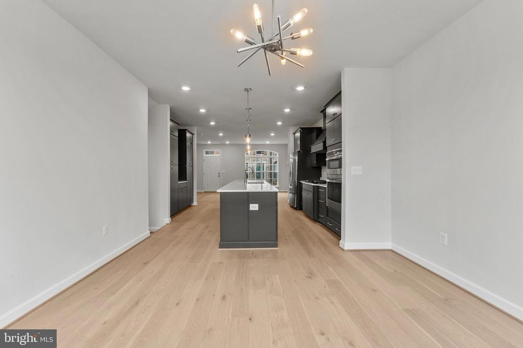Image 12 of property listing at 622 CATAMARAN WAY, National Harbor, MD 20745