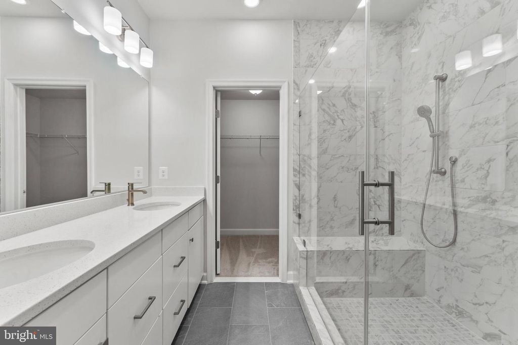 Image 19 of property listing at 622 CATAMARAN WAY, National Harbor, MD 20745