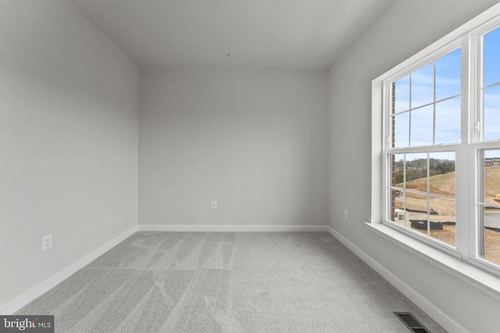 Image 25 of property listing at 622 CATAMARAN WAY, National Harbor, MD 20745