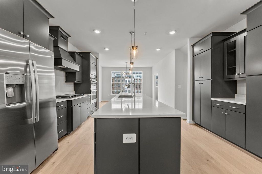 Image 6 of property listing at 622 CATAMARAN WAY, National Harbor, MD 20745