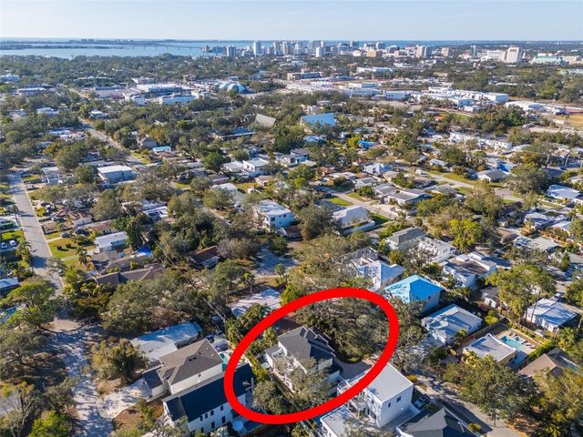 2420 FLOYD STREET, Sarasota, FL 34239