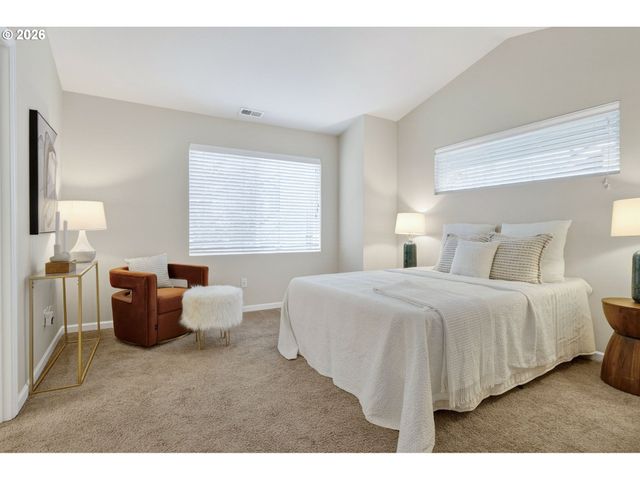 10521 Ne PARK RIDGE Way, Hillsboro, OR 97006