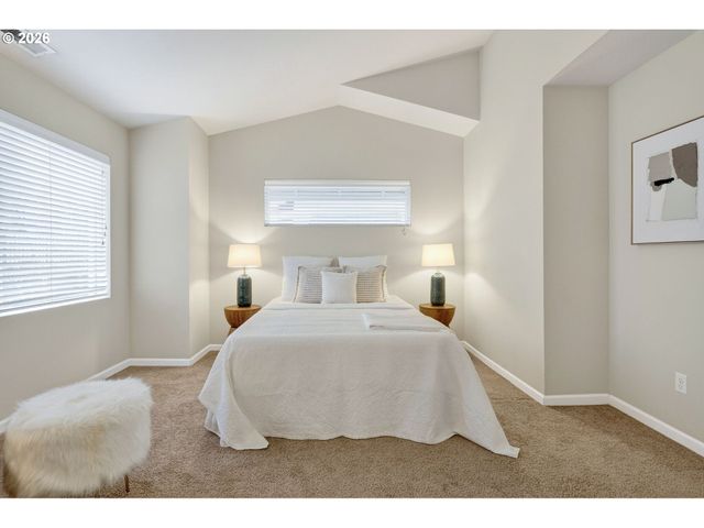 10521 Ne PARK RIDGE Way, Hillsboro, OR 97006