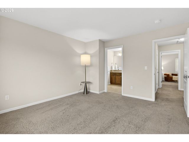 10521 Ne PARK RIDGE Way, Hillsboro, OR 97006