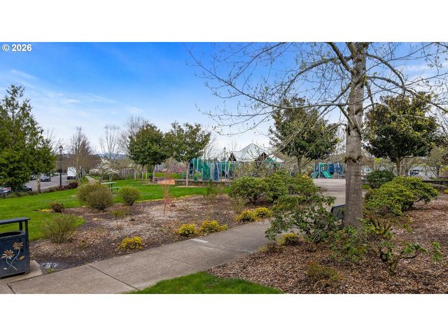 10521 Ne PARK RIDGE Way, Hillsboro, OR 97006