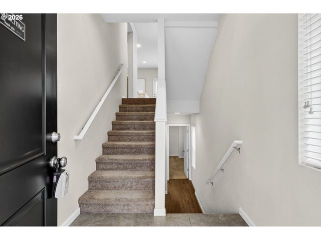 10521 Ne PARK RIDGE Way, Hillsboro, OR 97006