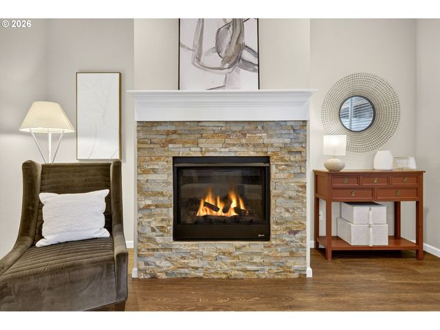 10521 Ne PARK RIDGE Way, Hillsboro, OR 97006