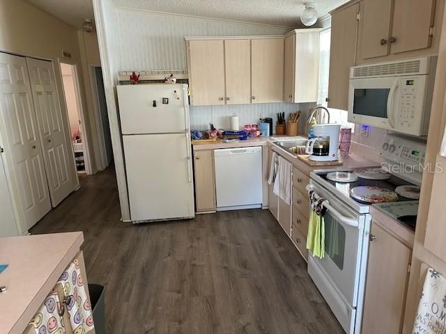 5601 DUNCAN RD 31, Punta Gorda, FL 33982