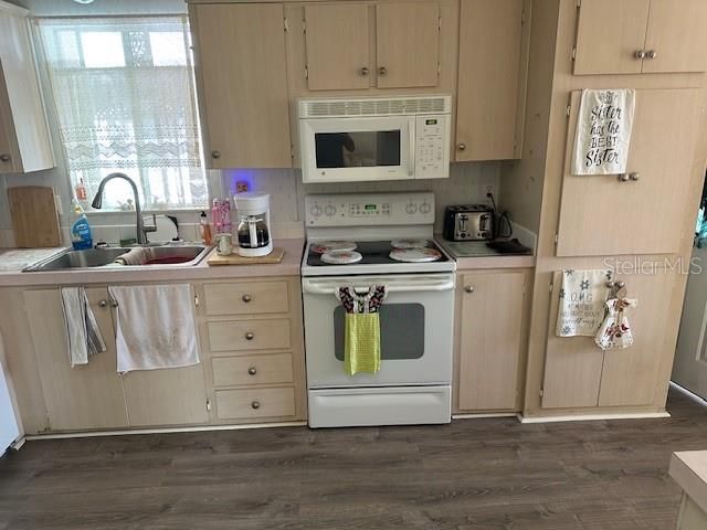 5601 DUNCAN RD 31, Punta Gorda, FL 33982