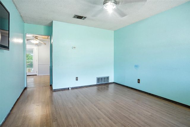 841 Lake View Ridge, White Settlement, TX 76108