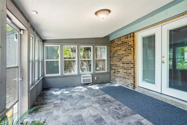 841 Lake View Ridge, White Settlement, TX 76108