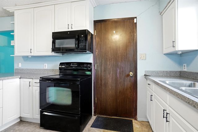 841 Lake View Ridge, White Settlement, TX 76108