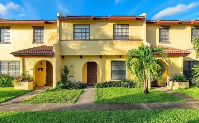 2760 NW 47TH Lane 2805, Lauderdale Lakes, FL 33313