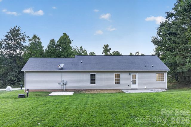 213 Winding Cedar Drive, Statesville, NC 28677