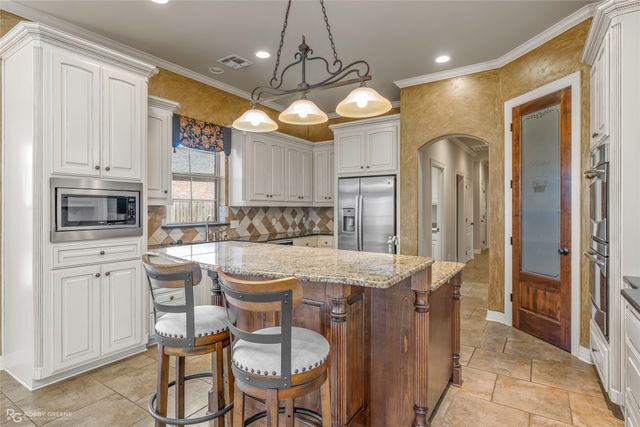 1010 Toledano Circle, Shreveport, LA 71106