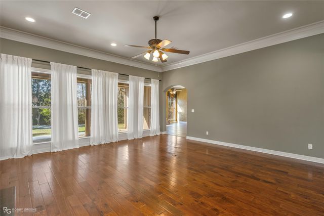 1010 Toledano Circle, Shreveport, LA 71106