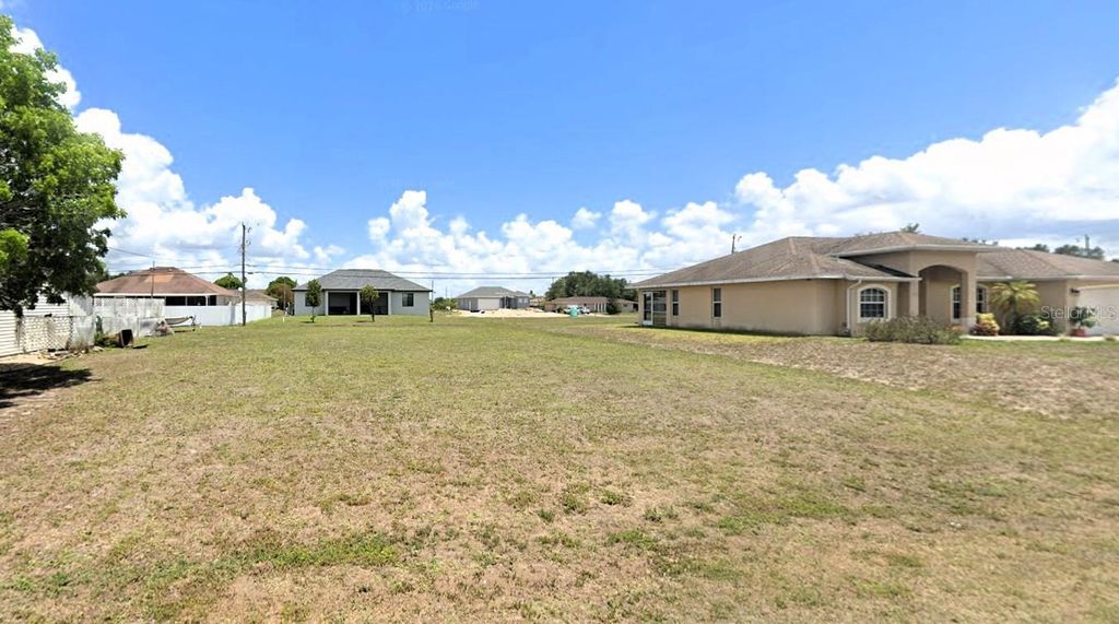1407 NE 12TH PLACE, Cape Coral, FL 33909