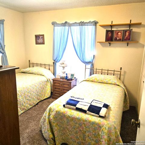6159 Blazing, San Antonio, TX 78249