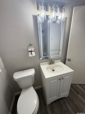 107 Fran Fran, San Antonio, TX 78207