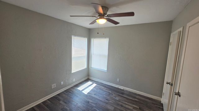 107 Fran Fran, San Antonio, TX 78207