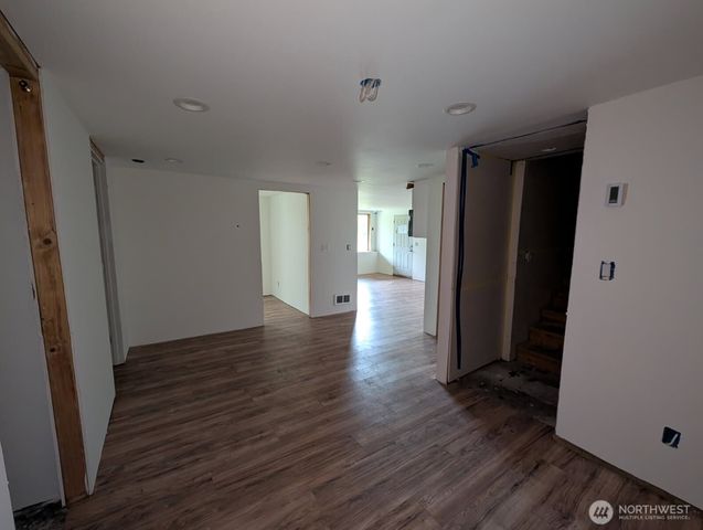 6906 55th Avenue S, Seattle, WA 98118