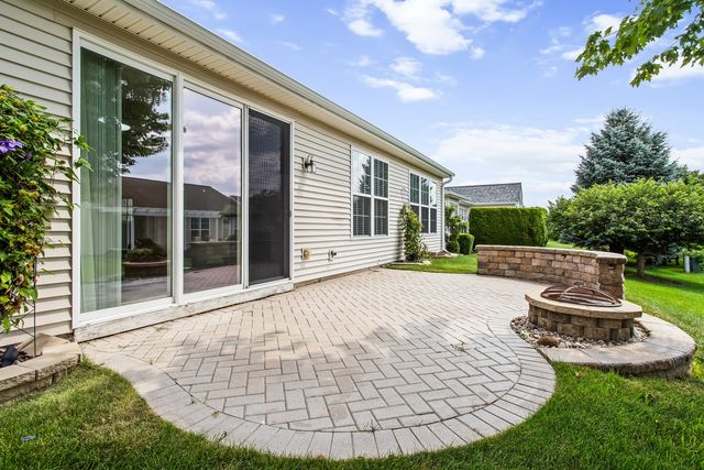 13569 WINTERBERRY Lane, Huntley, IL 60142