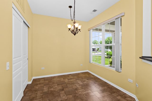 13569 WINTERBERRY Lane, Huntley, IL 60142