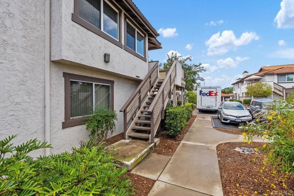 9821 Caspi Gardens Way 2, Santee, CA 92071 — photo 2
