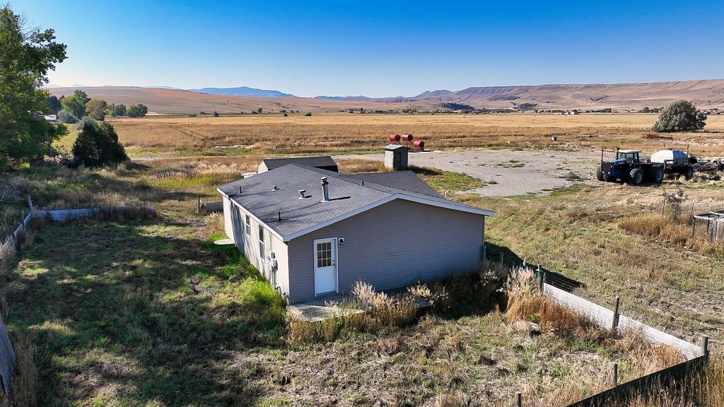 14917 Buffalo Jump Road, Three Forks, MT 59752 photo 11