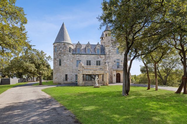 9888 Boat Club Road, Fort Worth, TX 76179