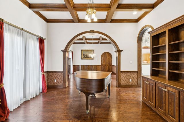 9888 Boat Club Road, Fort Worth, TX 76179