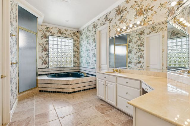 9888 Boat Club Road, Fort Worth, TX 76179