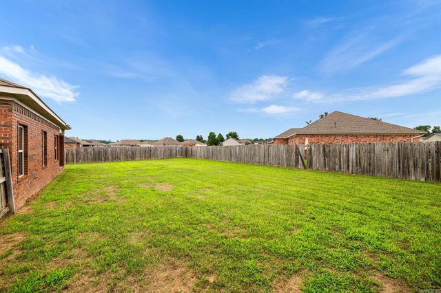 17 Stonehenge Drive, Cabot, AR 72023