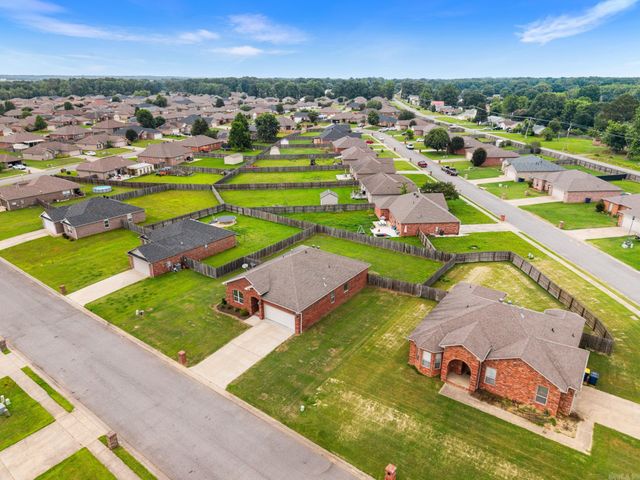 17 Stonehenge Drive, Cabot, AR 72023